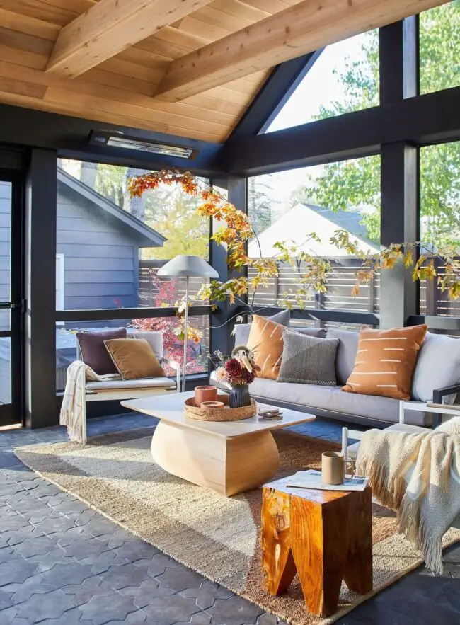 Bold Sunroom with Sleek Lines and Earthy Textures