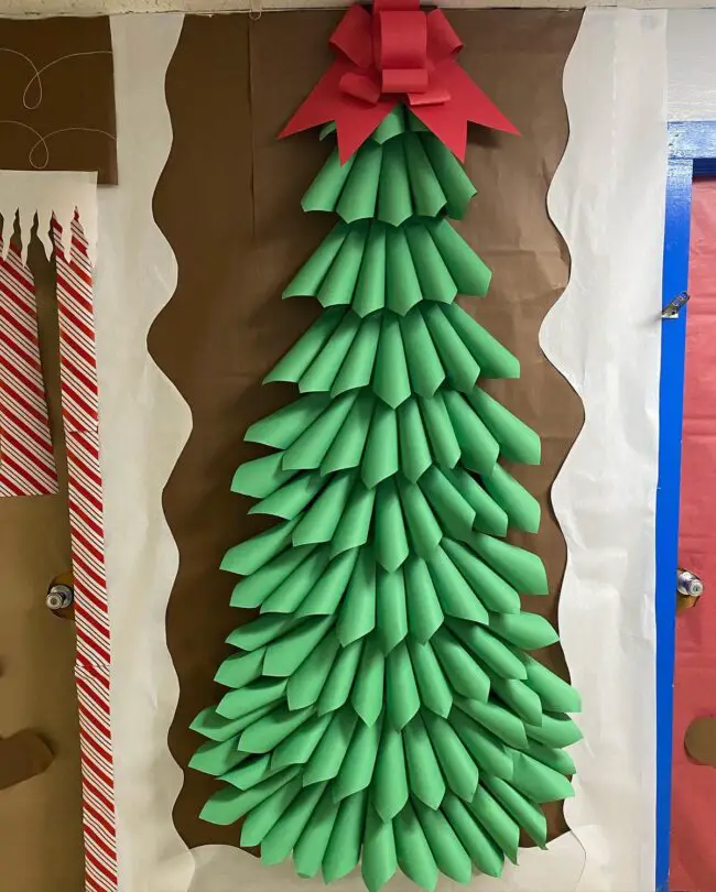 Innovative Paper-Fold Christmas Tree Design