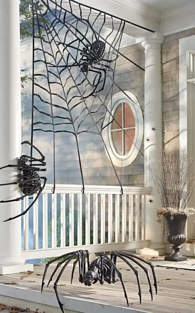 Skeleton Spiders on Web Display