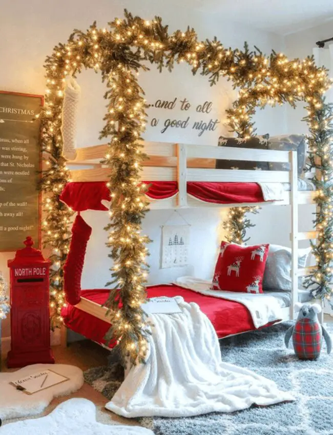 Festive Bunk Beds for Holiday Cheer