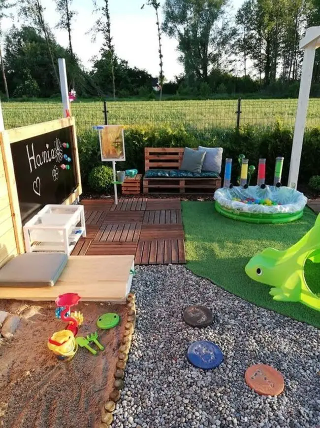 Outdoor Creativity Station for Imagination and Nature