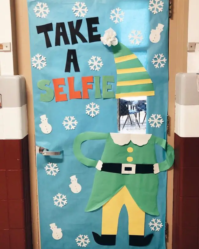 Interactive Elf Selfie Experience Unleashed