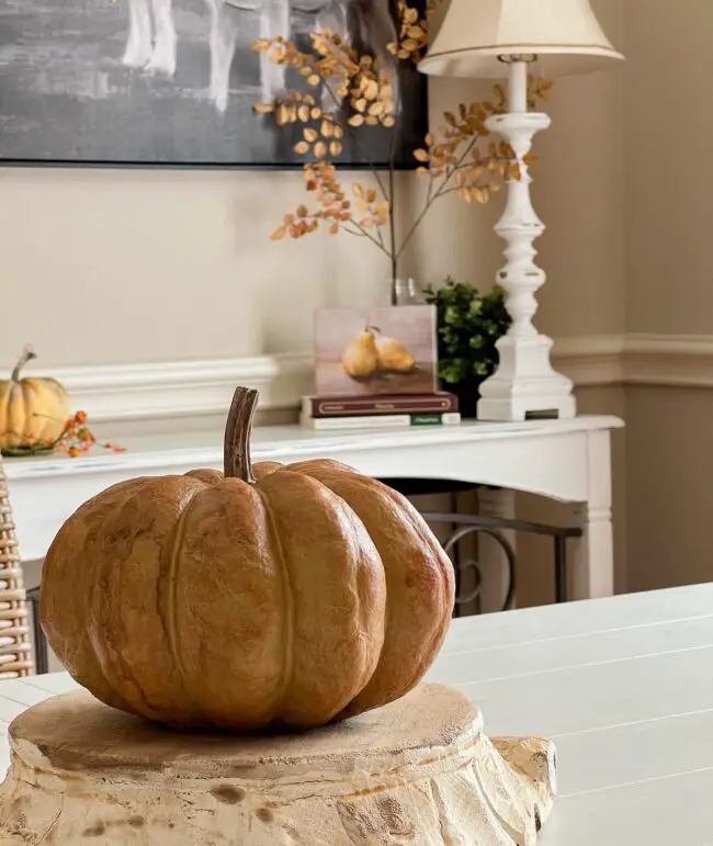 Elegant Pumpkin Centerpiece for Fall