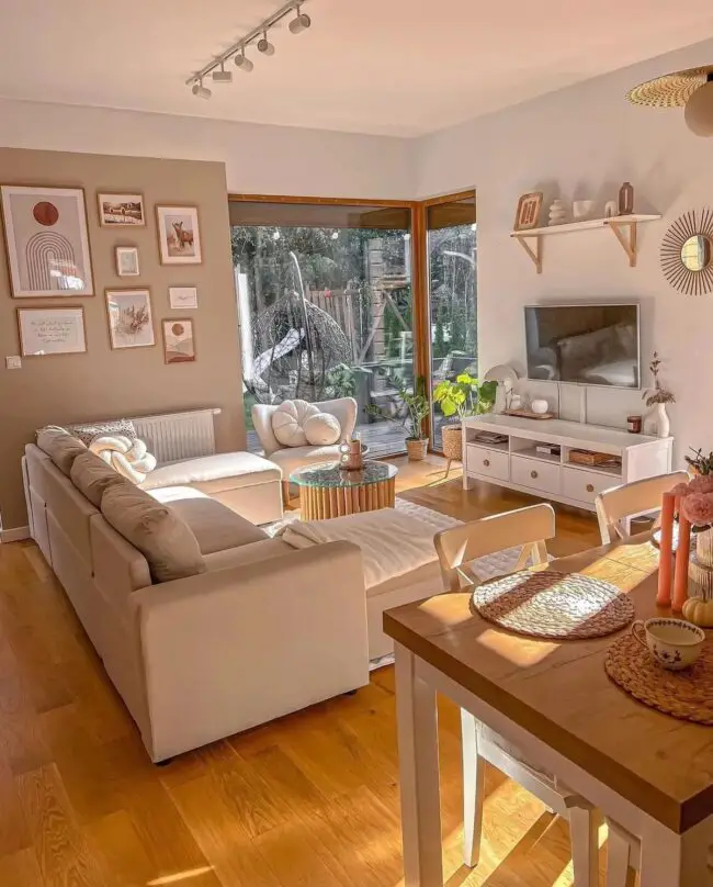 Bright and Inviting Modern Farmhouse Living Room