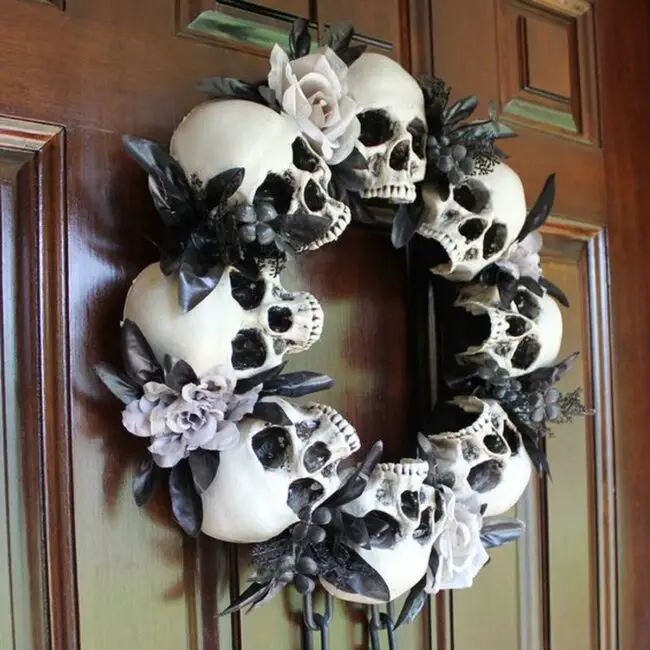 Skull Wreath Shadows