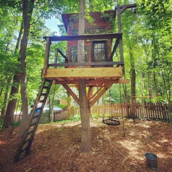 Elevated Treehouse Nestled in the Forest