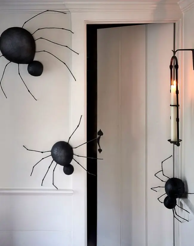 Simple Spider Wall Art