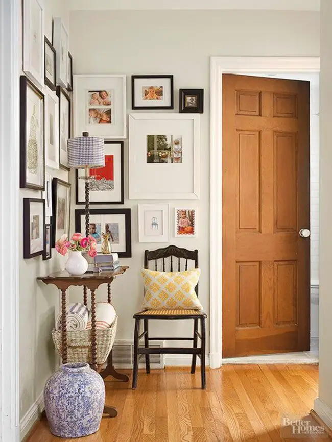 Cozy Reading Nook in Tight Spaces