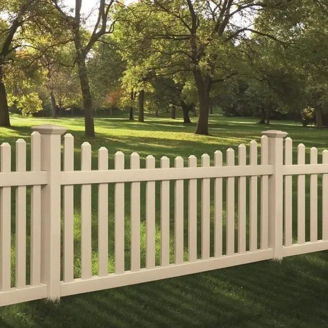 Elegant Vinyl Fencing for a Clean Look