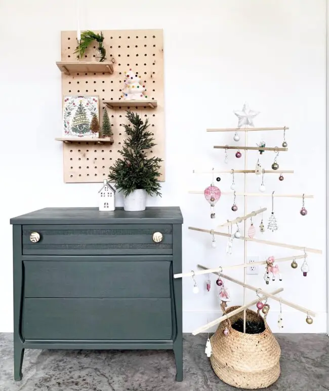 Scandinavian Style Christmas Tree Inspiration