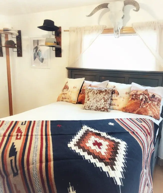 Cowboy-Inspired Cozy Ranch Bedroom