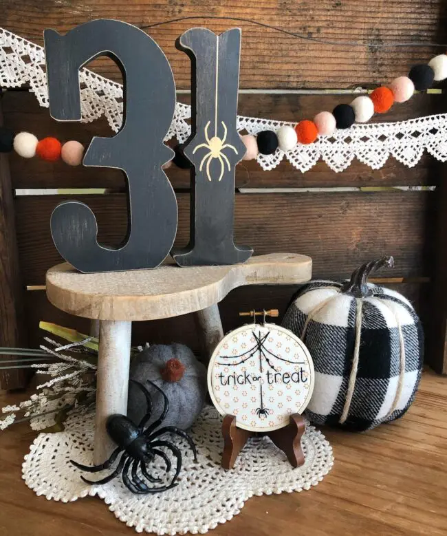 Rustic Halloween Spider Wall Sign