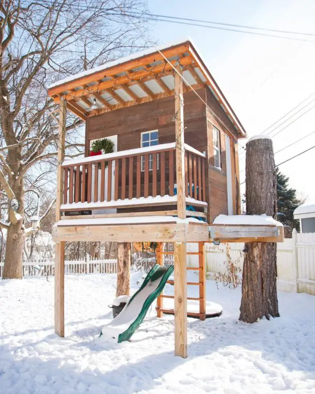 Treehouse in a Winter Wonderland Setting