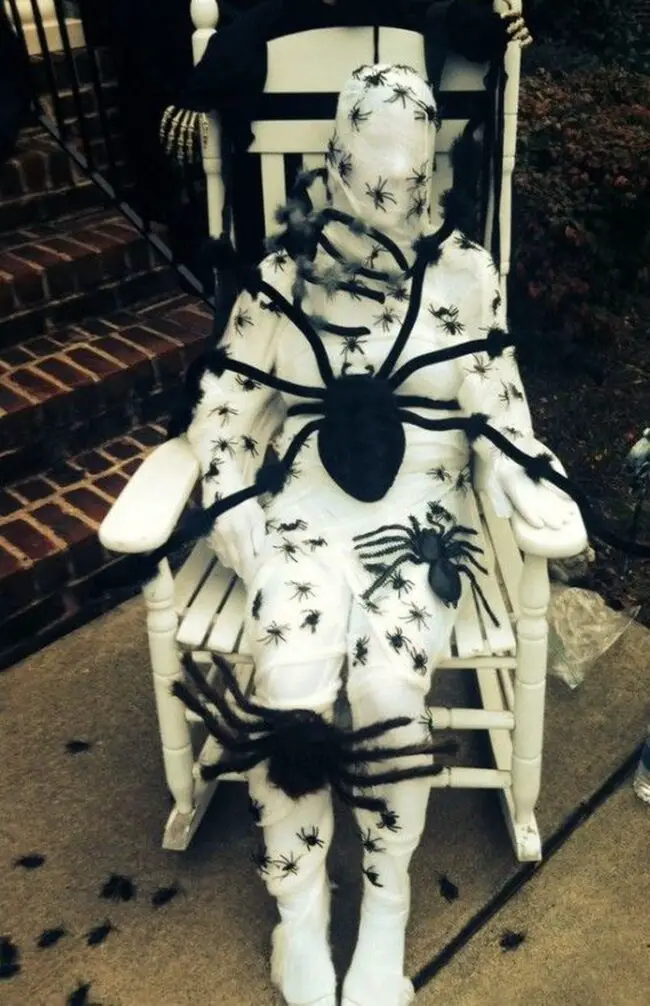 Spider Cocoon Mummy Decoration