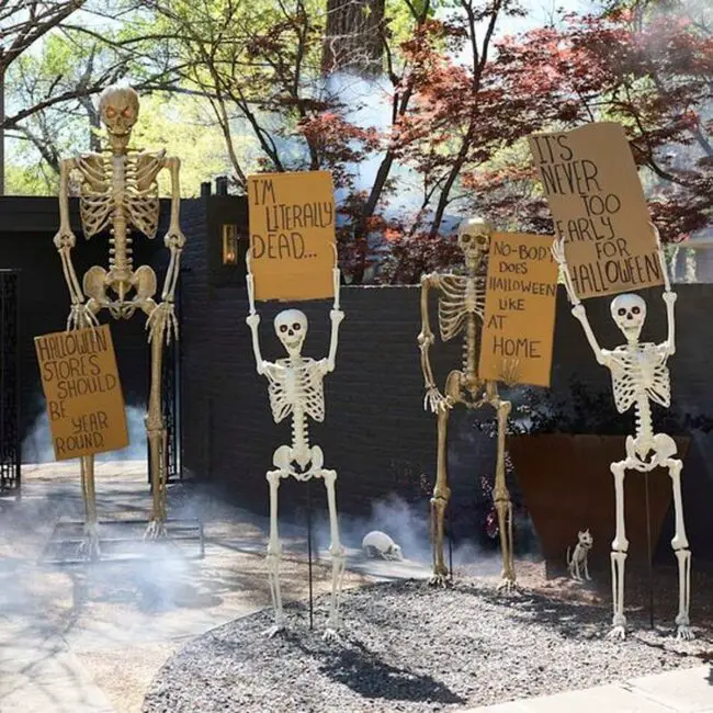 Skeleton Protesters Bring Humor to Halloween Decor