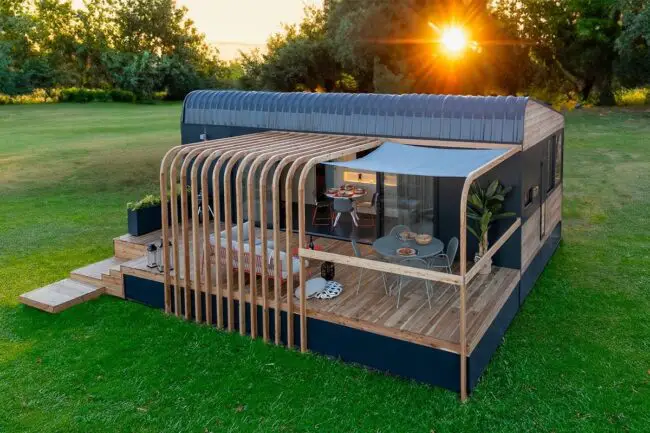 Open-Air Lounge with Curved Pergola