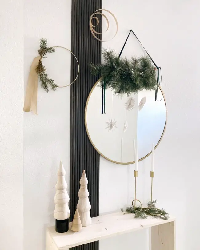 Sleek Holiday Decor for Modern Spaces